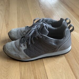 Merrell Sneakers Mens 11.5 Gray Suede Comfort Walking Hiking Shoes